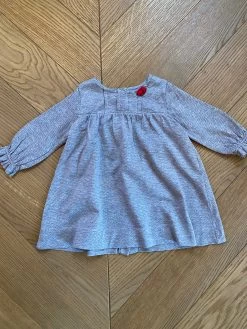 Robe Petit Bateau Grise Et Nœud Rouge 6 Mois