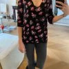 Blouse Claudie Pierlot Noire à Fleurs -Femmes Boutique IMG 2598 995f7d38 6824 4614 9ad3 d9927db24020
