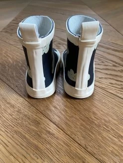 Bottes H&M à Imprimé Nuages Pointure 18 -Femmes Boutique IMG 4952