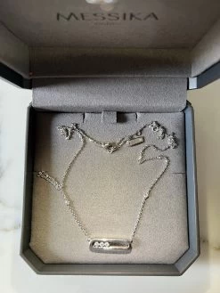 Collier Messika Baby Move En Or Blanc -Femmes Boutique IMG 8839