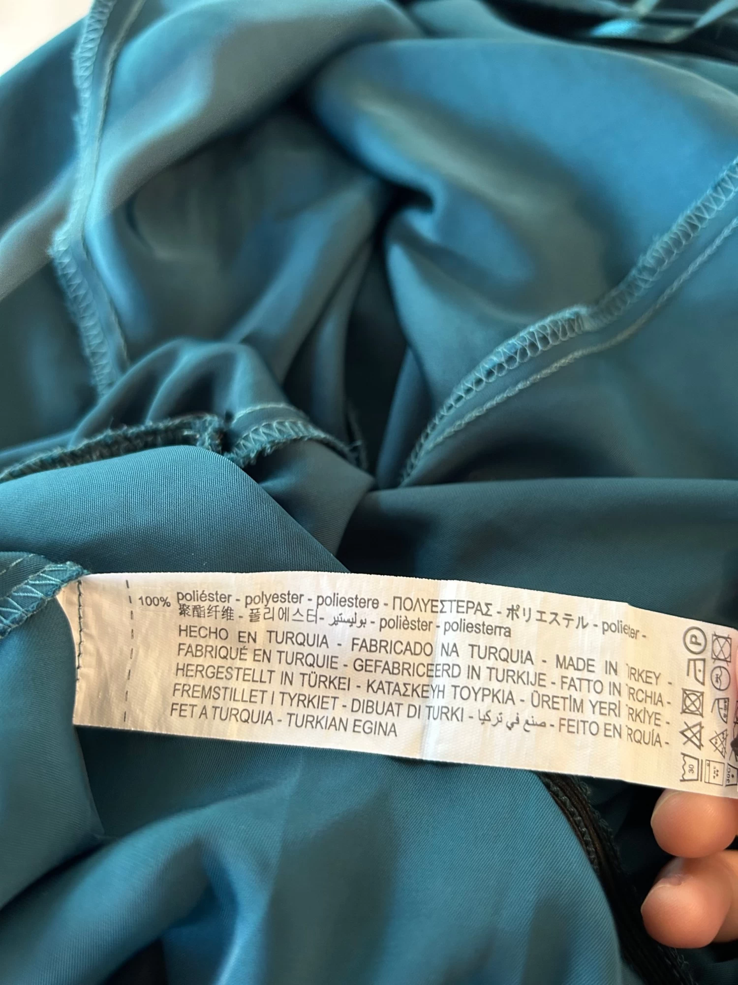 Ariane Brodier Combinaison Pantalon Zara Satinée Verte 10 Ariane Brodier Combinaison Pantalon Zara Satinée Verte – Image 8