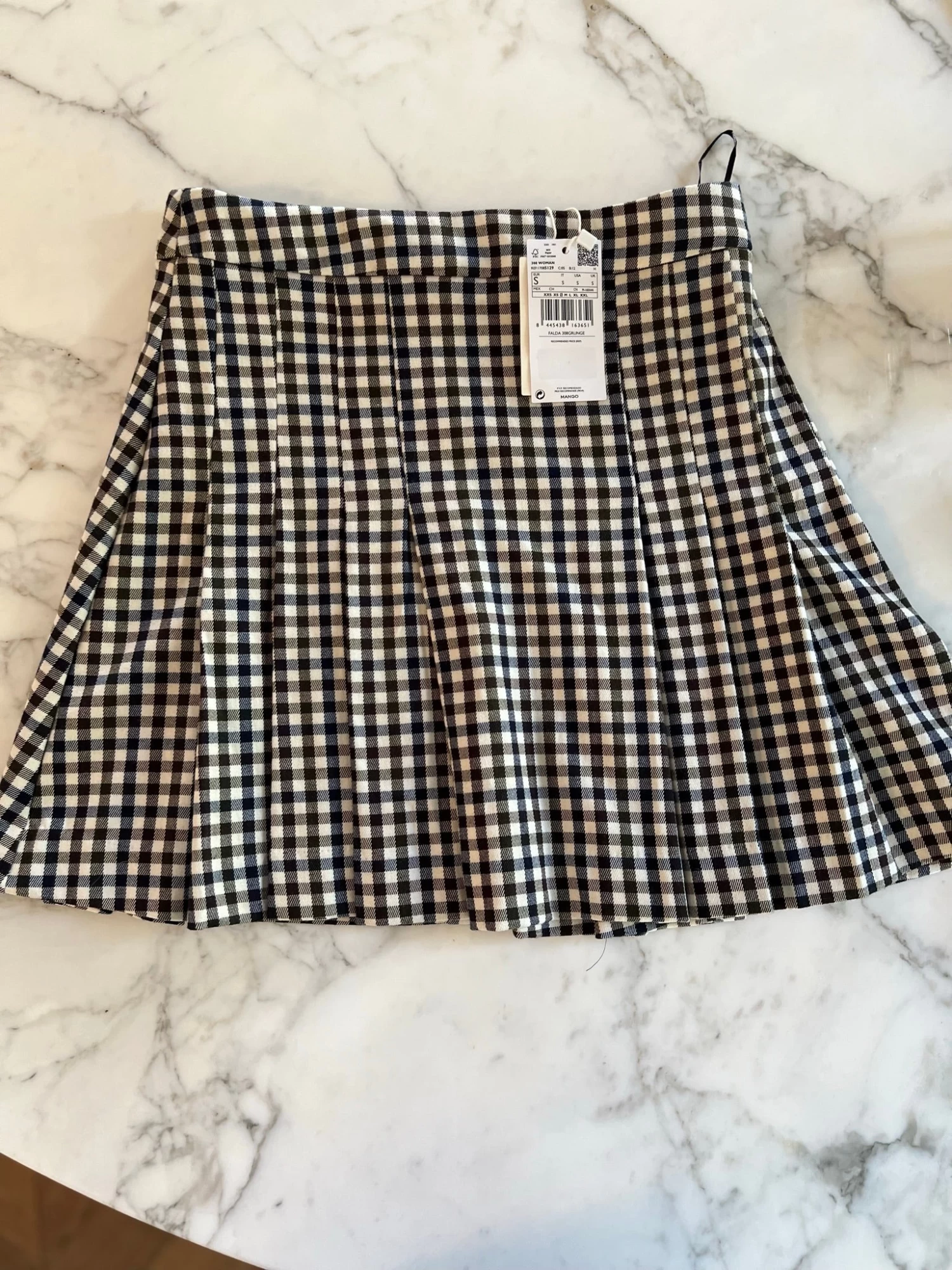 Ariane Brodier Jupe Neuve à Carreaux Mango Plissée 3 Ariane Brodier Jupe Neuve à Carreaux Mango Plissée