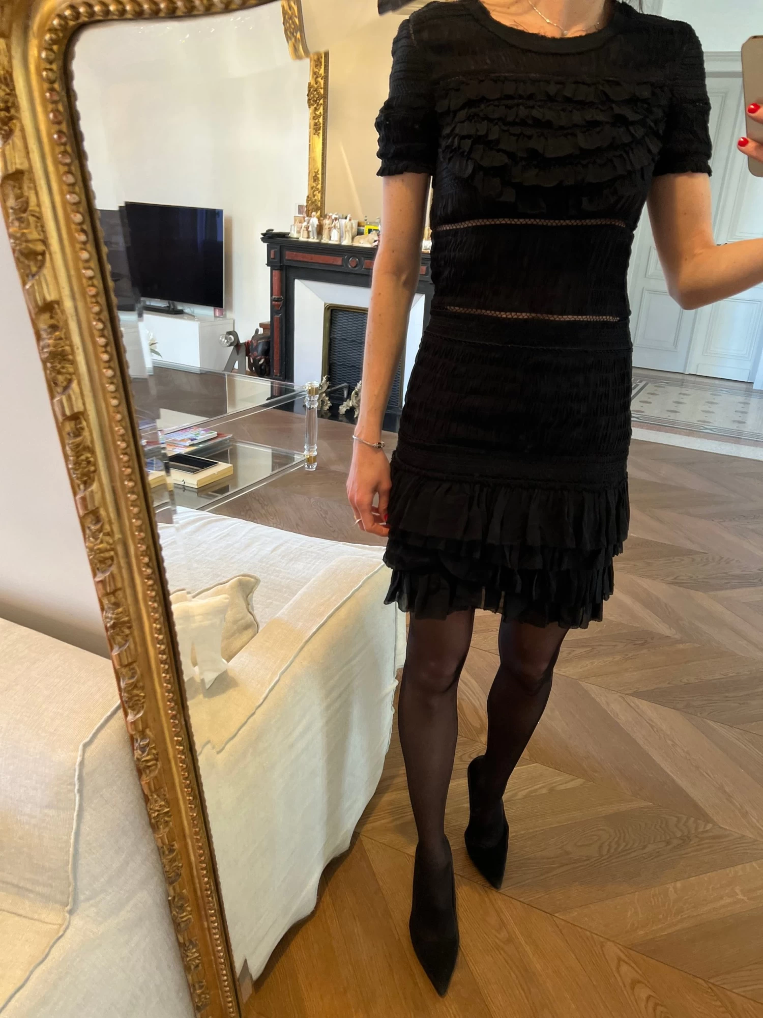 Ariane Brodier Robe Isabel Marant En Soie Noire à Volants 3 Ariane Brodier Robe Isabel Marant En Soie Noire à Volants