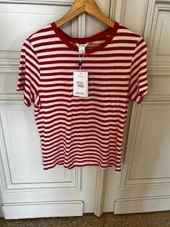 Ariane Brodier T Shirt Monki Neuf à Rayures Blanches Et Rouge 13 Ariane Brodier T Shirt Monki Neuf à Rayures Blanches Et Rouge -Femmes Boutique ariane brodier t shirt monki neuf a rayures blanches et rouge 4