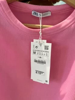 Ariane Brodier T Shirt Zara Rose Neuf Avec épaulettes -Femmes Boutique ariane brodier t shirt zara rose neuf avec epaulettes ariane 5