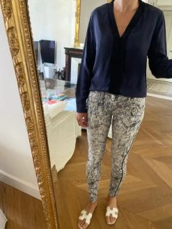 Blouse Sandro En Soie Bleu Marine