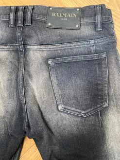 Charlotte Pirroni Homme Jean Balmain Noir Délavé Avec Fermeture Eclair Et Motifs -Femmes Boutique charlotte pirroni homme jean balmain noir delave avec fermeture eclair et motifs 5