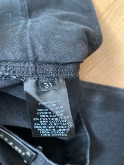 Charlotte Pirroni Homme Jean Balmain Noir Délavé Avec Fermeture Eclair Et Motifs -Femmes Boutique charlotte pirroni homme jean balmain noir delave avec fermeture eclair et motifs 7