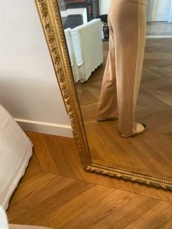Charlotte Pirroni Pantalon Camel Pretty Little Thing Ceinture Dorée -Femmes Boutique charlotte pirroni pantalon camel pretty little thing ceinture doree 3
