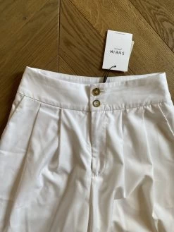 Charlotte Pirroni Pantalon Shein Premium Neuf Blanc évasé 14 Charlotte Pirroni Pantalon Shein Premium Neuf Blanc évasé -Femmes Boutique charlotte pirroni pantalon shein premium neuf blanc evase 6