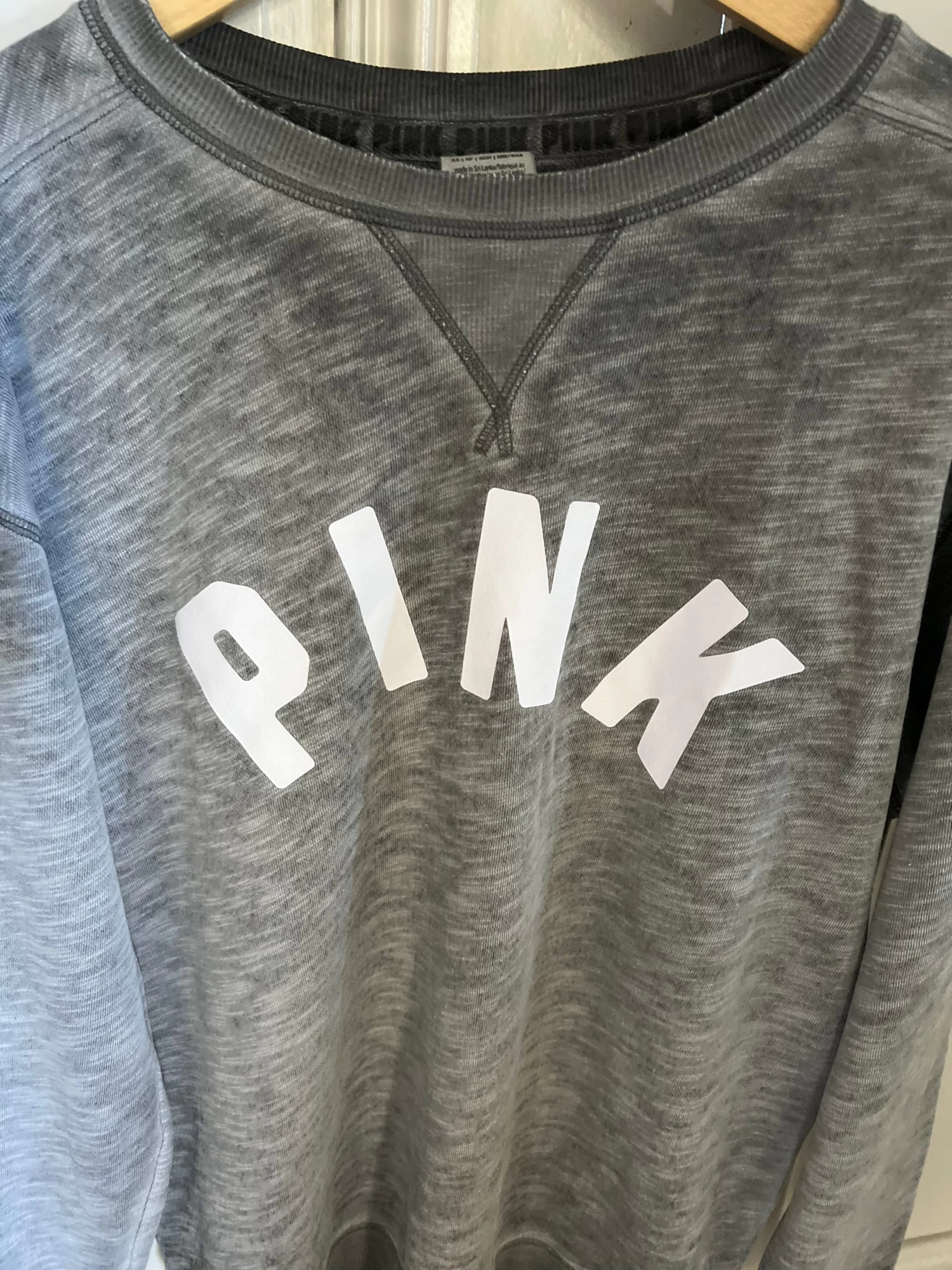 Charlotte Pirroni Sweat Gris Clair Pink 9 Charlotte Pirroni Sweat Gris Clair Pink – Image 7