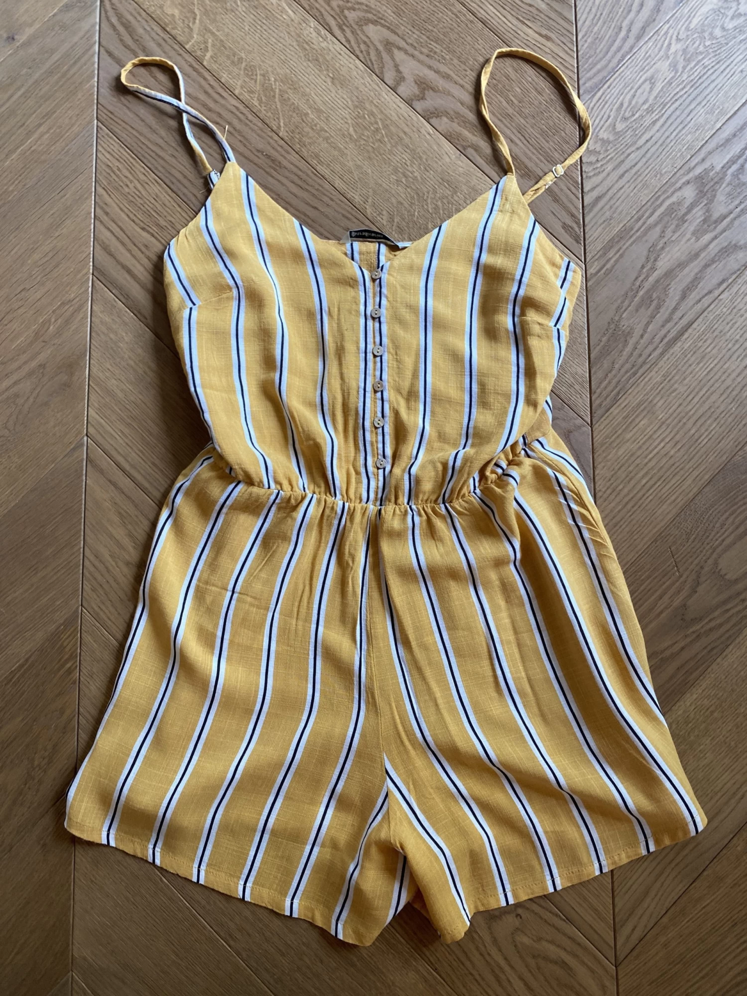 Combishort Stradivarius Moutarde 8 Combishort Stradivarius Moutarde – Image 6