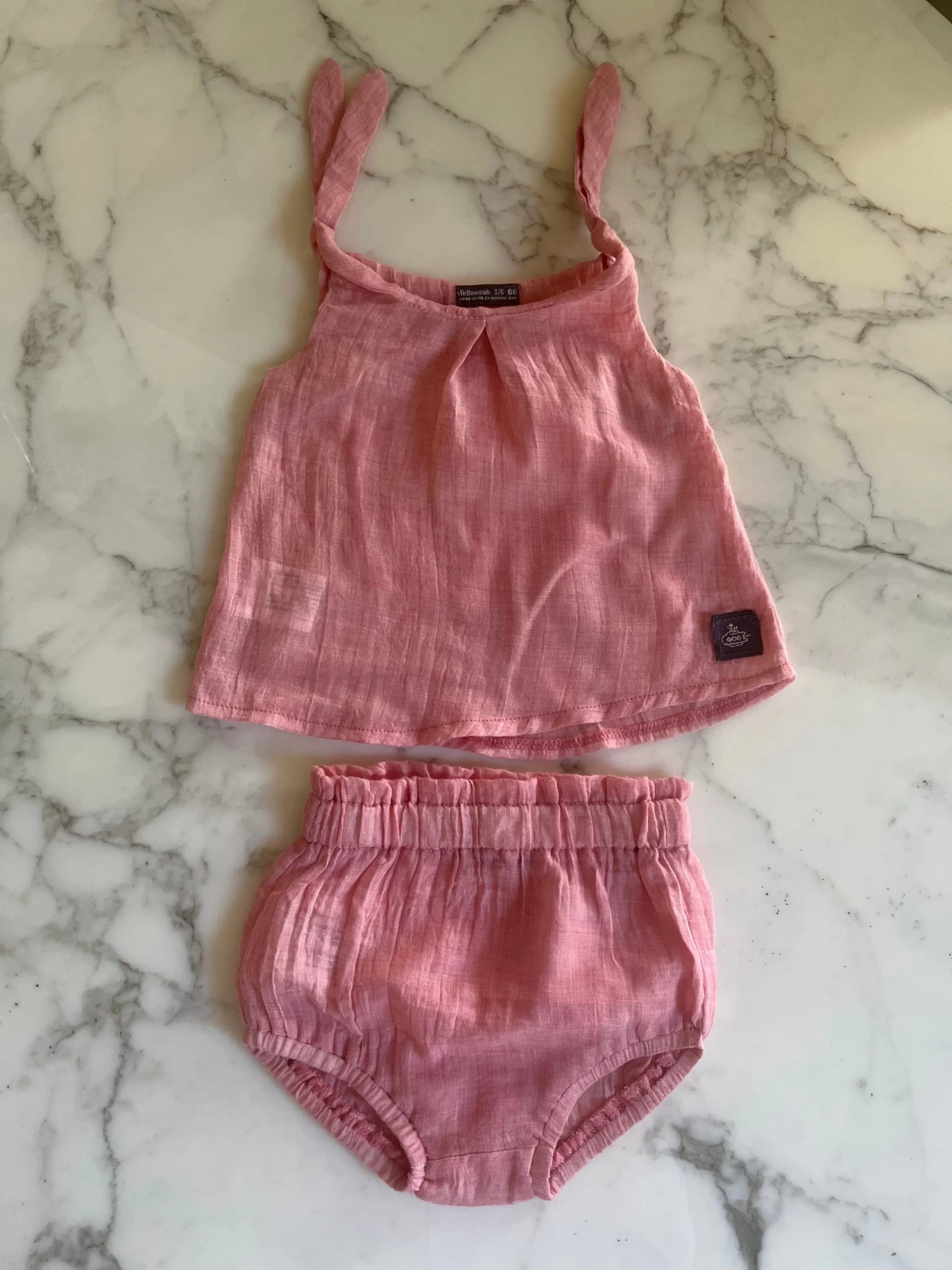 Ensemble Yellowsub Rose 3-6 Mois 3 Ensemble Yellowsub Rose 3-6 Mois