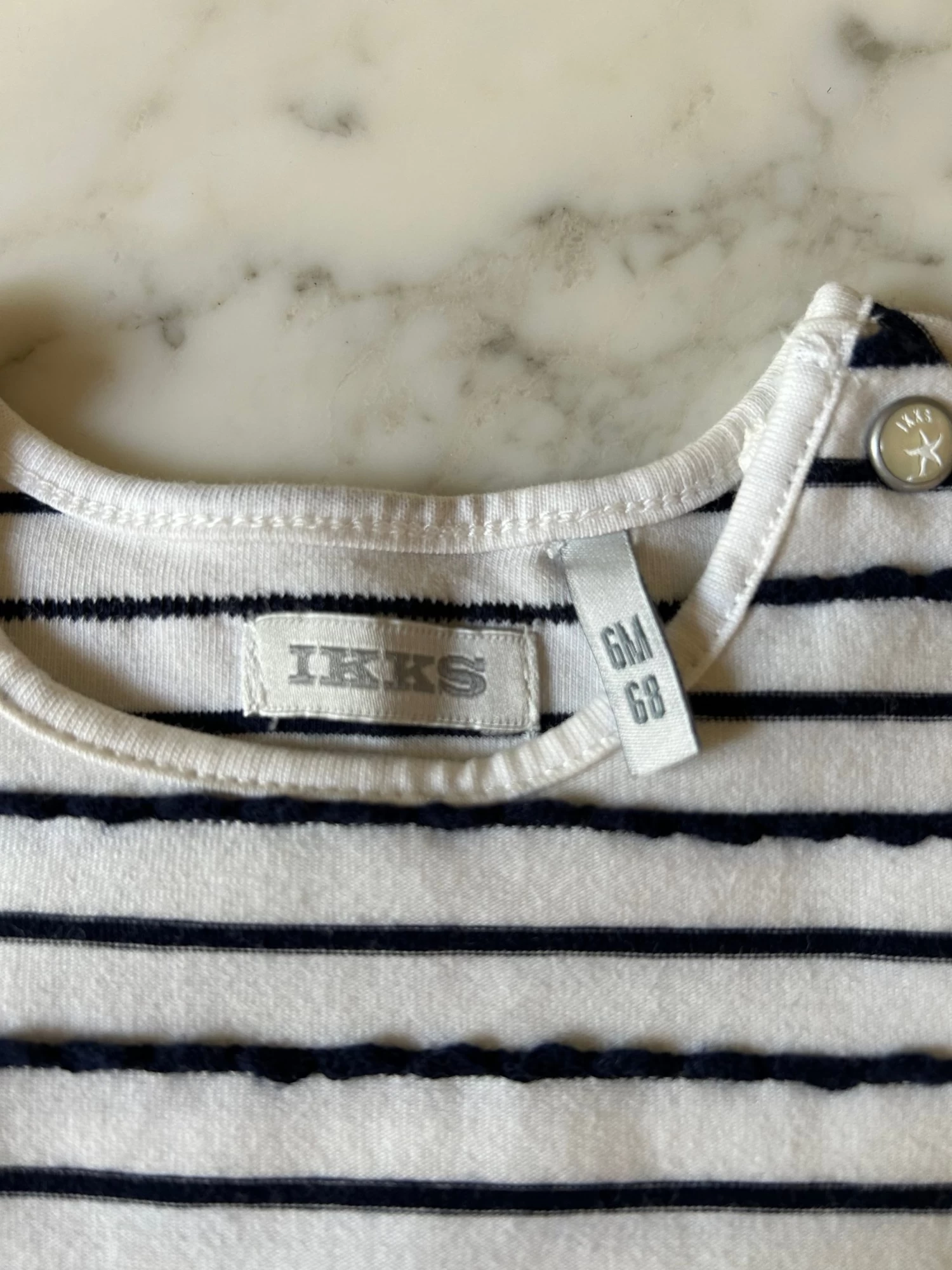 Haut Manche Longue Rayé Noir Et Blanc Avec Dentelle 6 Mois 5 Haut Manche Longue Rayé Noir Et Blanc Avec Dentelle 6 Mois – Image 3