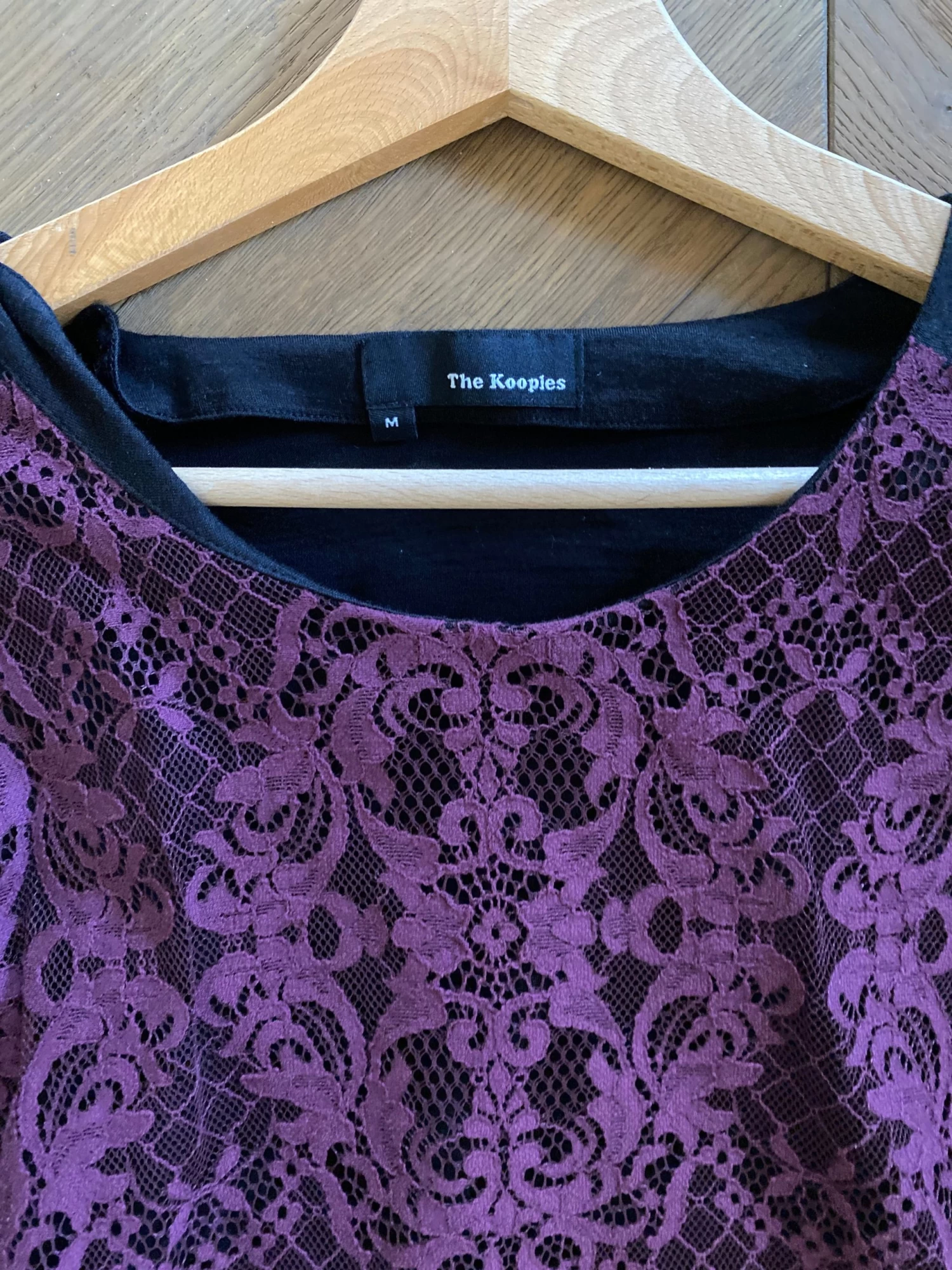 Haut The Kooples En Dentelle Violet Et Noir 7 Haut The Kooples En Dentelle Violet Et Noir – Image 5