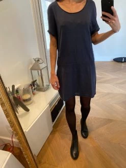 Robe Maje En Lin 19 Robe Maje En Lin -Femmes Boutique image 0165da87 3dc9 4608 b243 e1e9085c70c4