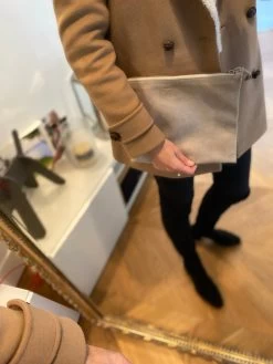 Pochette American Vintage Cuir Irisée -Femmes Boutique image b97d281f db0b 487b b95d 3cfbe684c86e