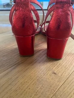 Sandales Rouge Texto -Femmes Boutique image d0e36713 f8ad 42dd 83fd cab14ee40b90