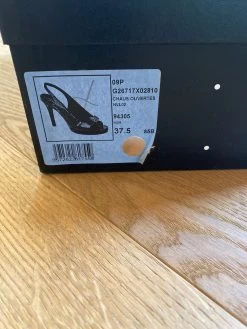 Sandales Chanel Vernis 15 Sandales Chanel Vernis -Femmes Boutique image e8677480 b98a 4782 86b7 c3b1e2f26bec