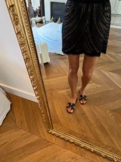 Jupe Zara Dentelles Noires Doublure Beige