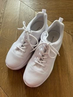 Marine Lorphelin Baskets Blanches HetM