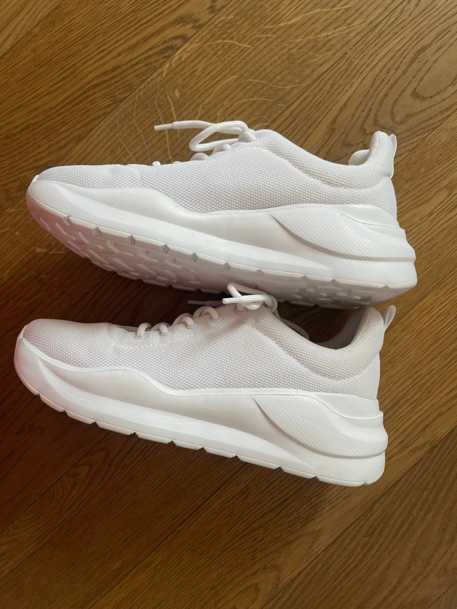 Marine Lorphelin Baskets Blanches HetM 6 Marine Lorphelin Baskets Blanches HetM – Image 4