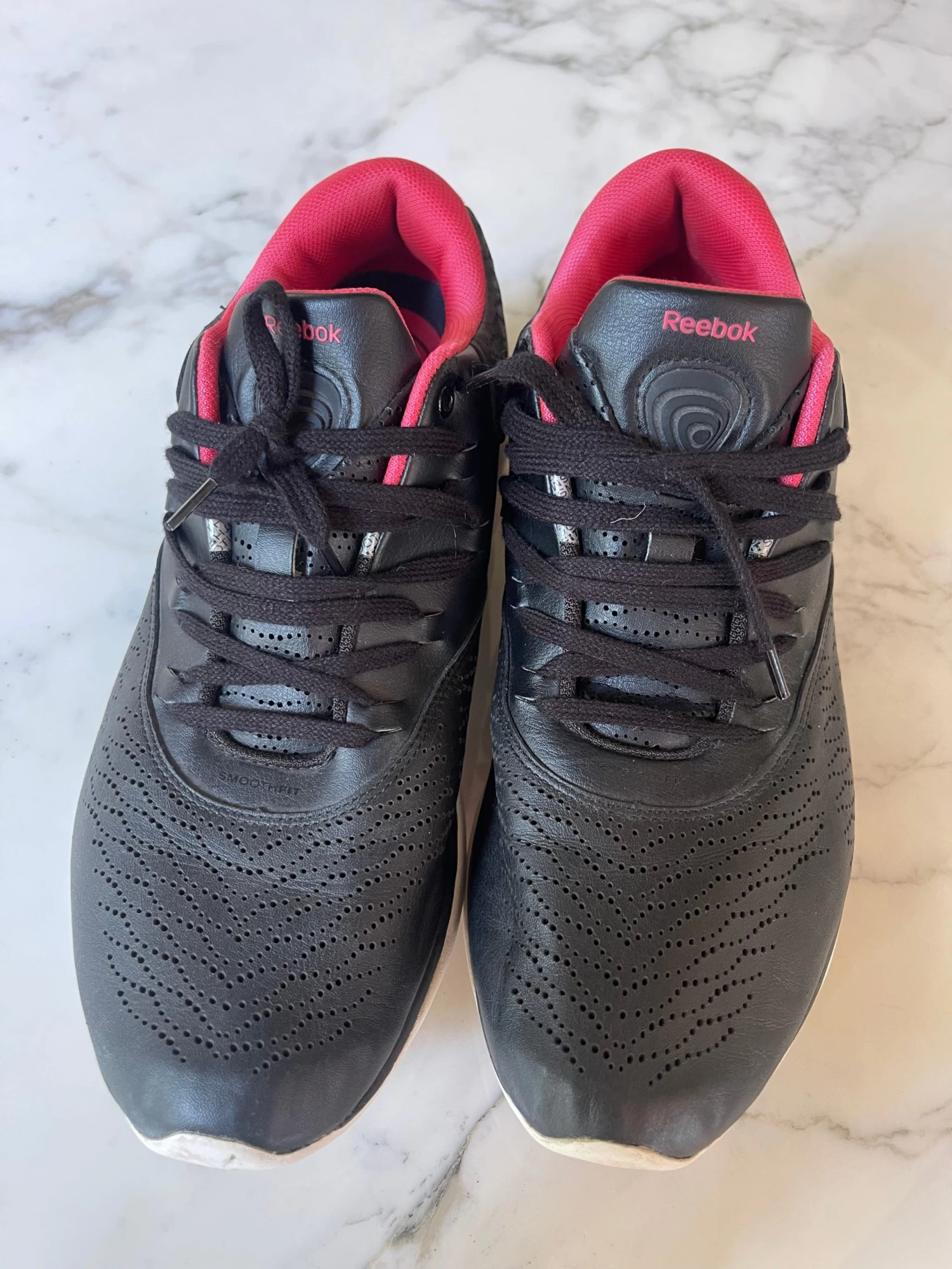 Marine Lorphelin Baskets Reebok Roses Et Noires 3 Marine Lorphelin Baskets Reebok Roses Et Noires