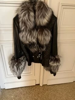 Blouson En Cuir Et Fourrure