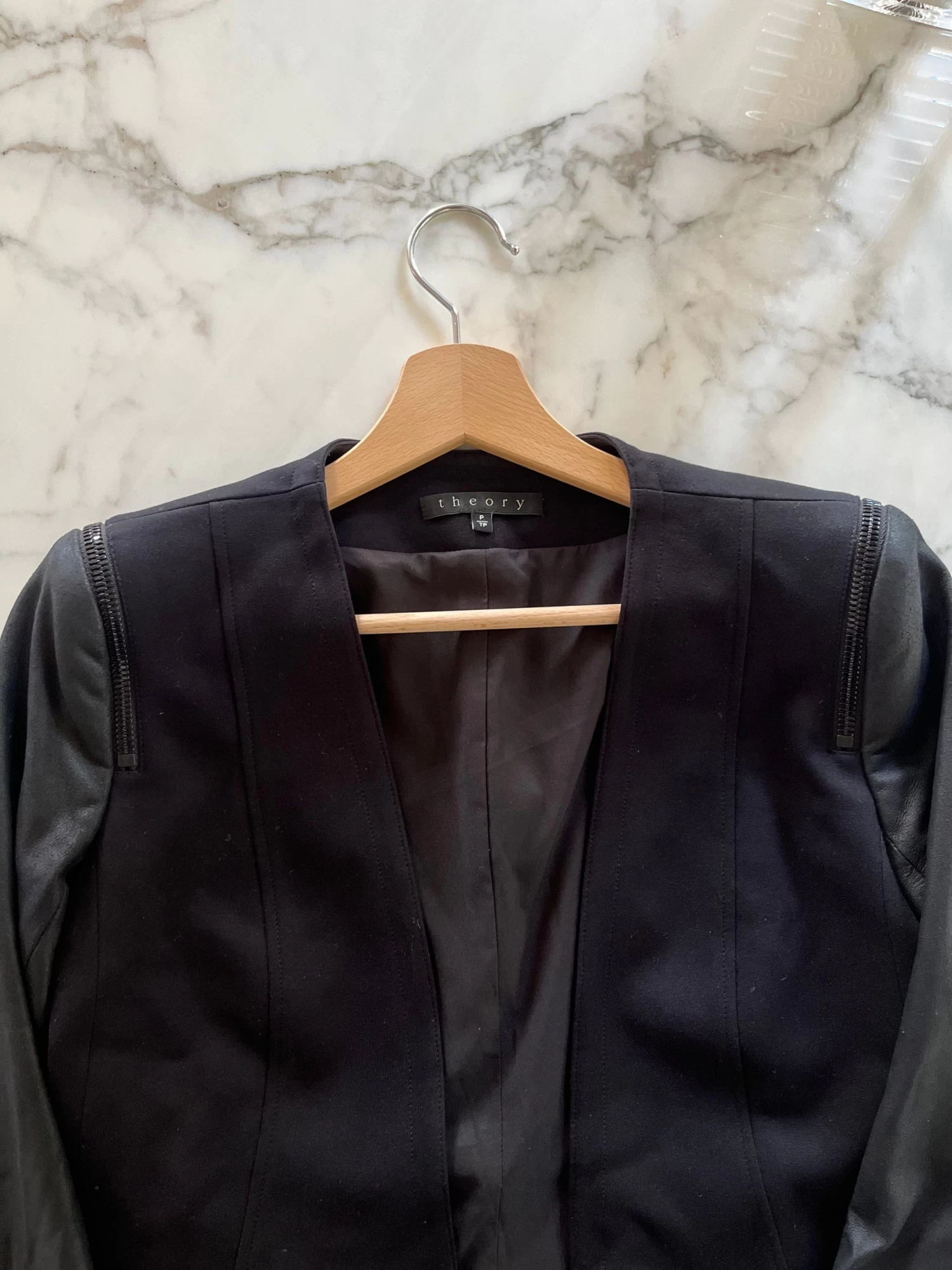 Perfecto Theory Noir Manches Cuires 10 Perfecto Theory Noir Manches Cuires – Image 8