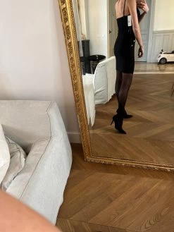 Robe Neuve Noire à Boutons Dorés -Femmes Boutique robe neuve noire a boutons dores 6