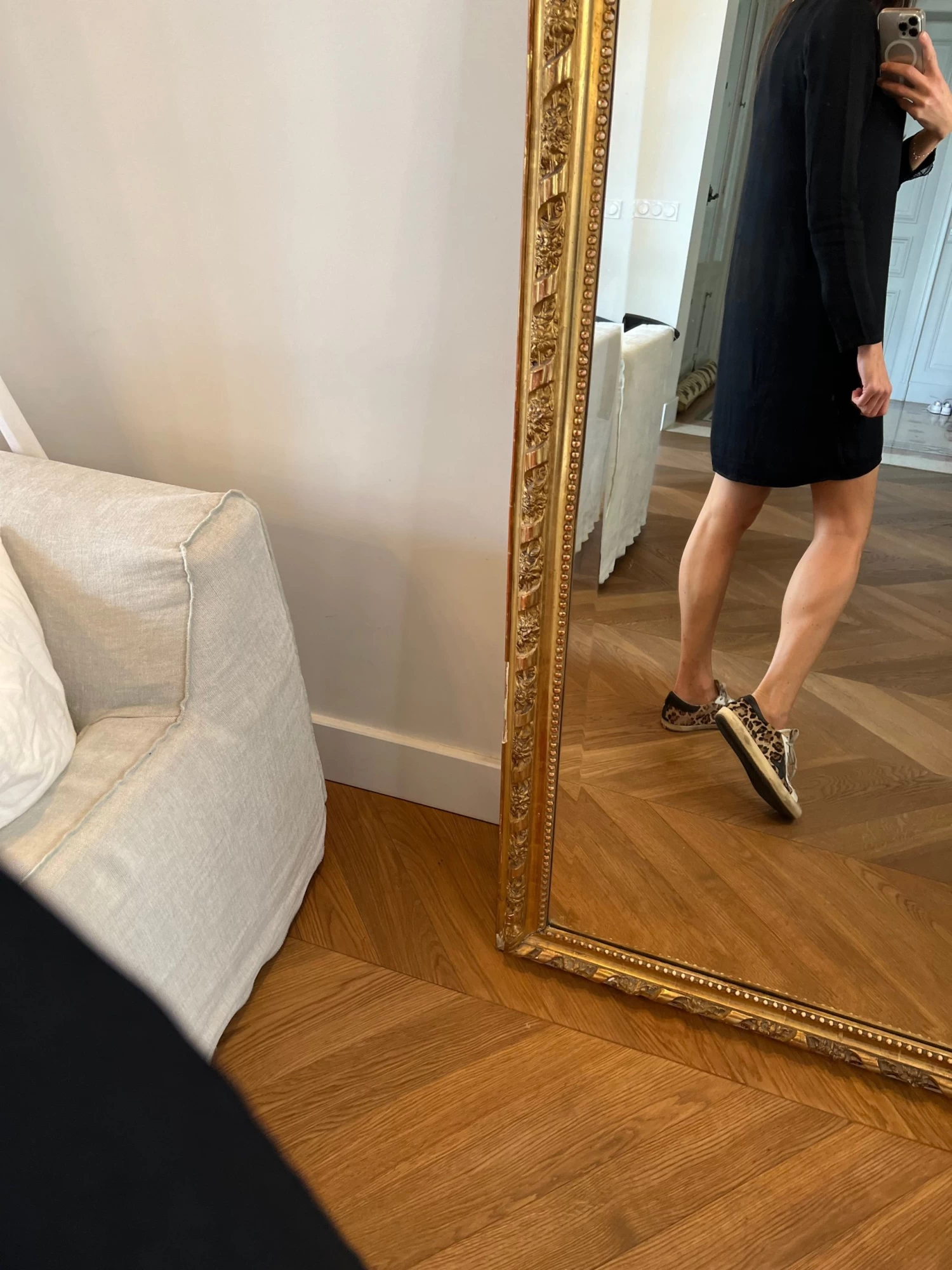 Robe Noire Karma Koma 8 Robe Noire Karma Koma – Image 6