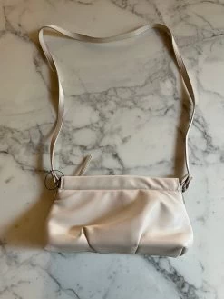 Sac Stradivarius Ecru Souple