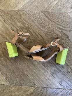 Sandales Minelli à Talons Fluos