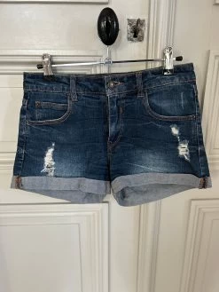 Short En Jean Pull And Bear Déchiré -Femmes Boutique short en jean pull and bear dechire lisa 3