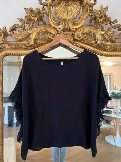 T Shirt Zara Bleu Marine Volants Aux Manches 12 T Shirt Zara Bleu Marine Volants Aux Manches -Femmes Boutique t shirt zara bleu marine volants aux manches emmanuelle 4