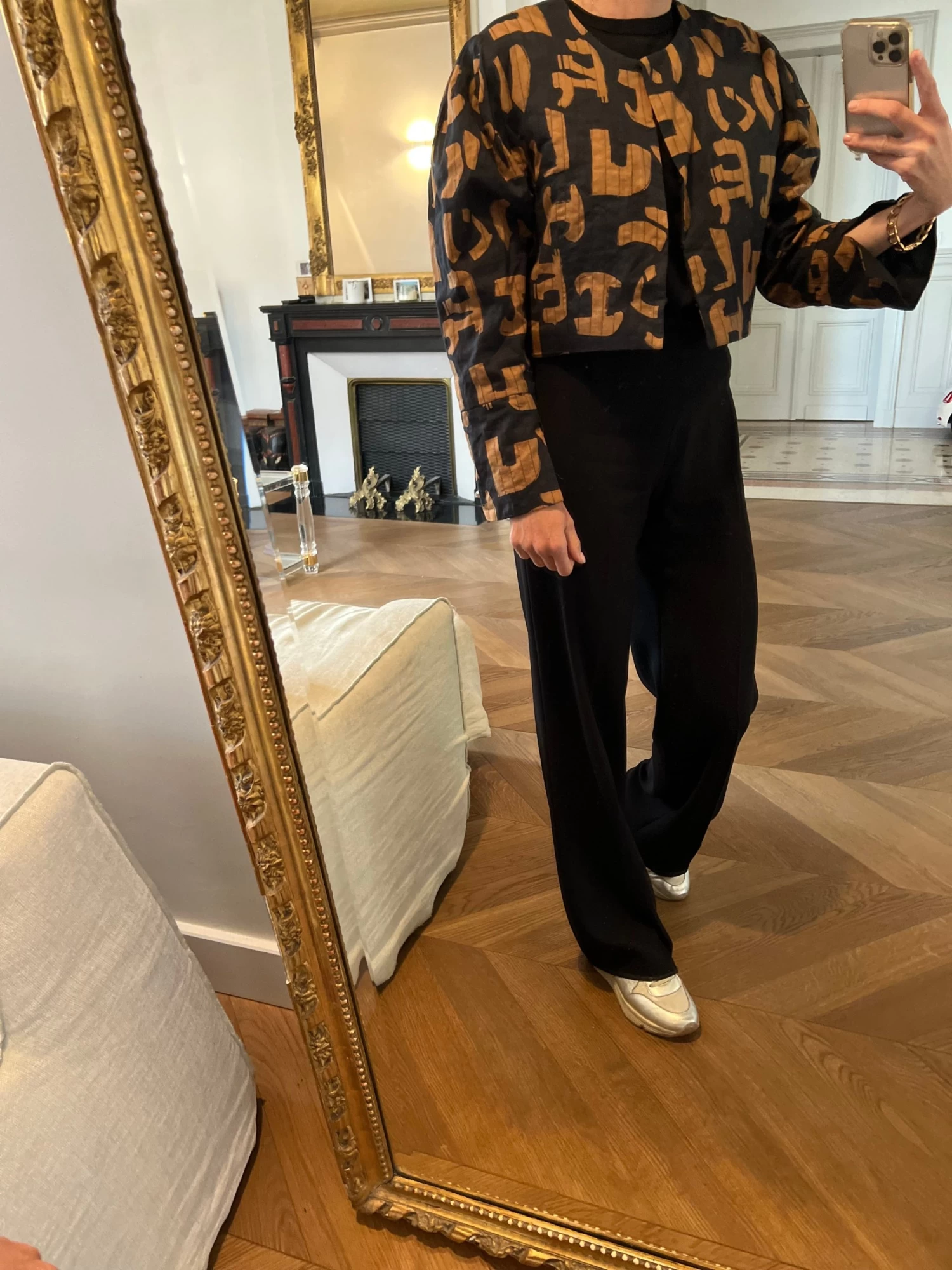 Veste Parisienne Et Alors Neuve Motifs Marrons 4 Veste Parisienne Et Alors Neuve Motifs Marrons â Image 2